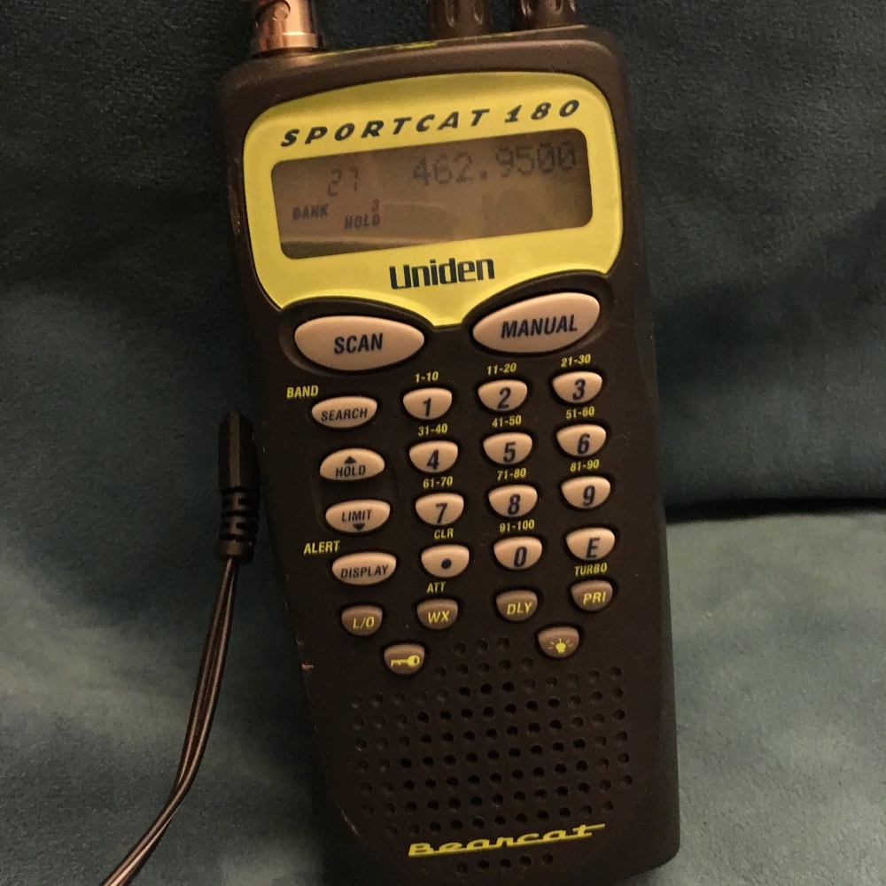 Uniden Sportcat 180